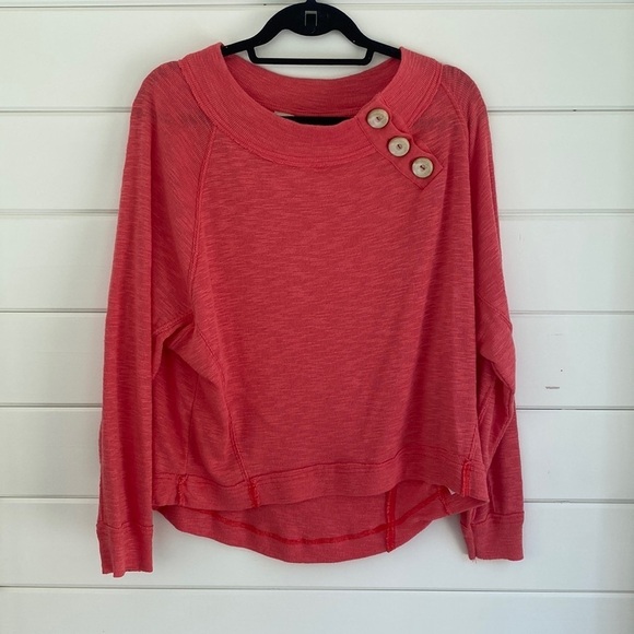 Free People | Scarlet Red Pink Long Sleeve with 3 Buttons | Great Condition - Picture 2 of 7